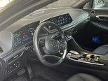 Hyundai Sonata-12
