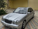 Mercedes E 320-5
