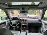 Mercedes C 240-11