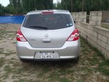 Nissan Tiida-2