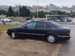 Mercedes E 200-2