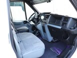 Ford Transit-13