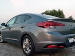 Hyundai Elantra-6
