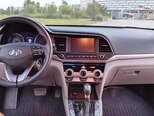 Hyundai Elantra-9