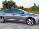 Hyundai Elantra-15