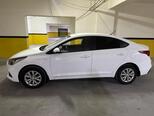 Hyundai Accent-11