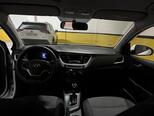 Hyundai Accent-13