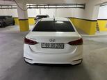 Hyundai Accent-6
