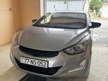 Hyundai Elantra-2