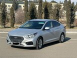 Hyundai Accent-4