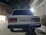 LADA (VAZ) 2107-2