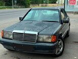 Mercedes 190-1
