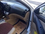 Hyundai Elantra-10