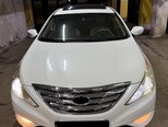 Hyundai Sonata-1