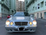 Mercedes E 240-1