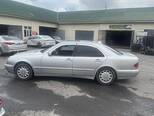 Mercedes E 240-4