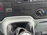 Ford Transit-12