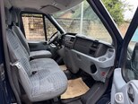 Ford Transit-11
