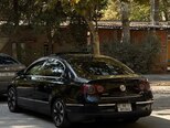 Volkswagen Passat-11