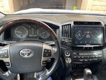 Toyota Land Cruiser-7