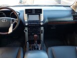 Toyota Land Cruiser Prado-11