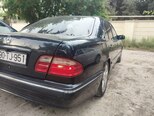 Mercedes E 270-3