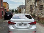 Hyundai Avante-5