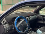 Mercedes E 320-7