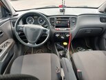 Kia Rio-7