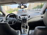 Hyundai Elantra-6
