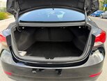 Hyundai Elantra-12