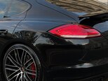 Porsche Panamera GTS-6