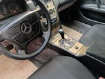 Mercedes E 200-5