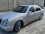 Mercedes E 200-10