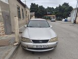 Opel Vectra-1