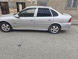 Opel Vectra-4