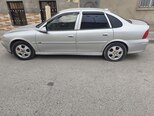 Opel Vectra-3