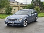 Mercedes E 220-1