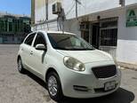 Nissan March-2