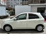 Nissan March-4