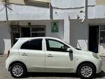 Nissan March-6