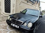 Mercedes E 240-2