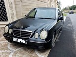 Mercedes E 240-1