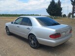 Mercedes E 230-2