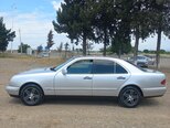 Mercedes E 230-6
