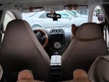 Nissan March-11