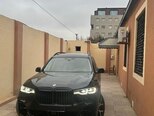 BMW X7-1