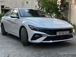 Hyundai Elantra-2