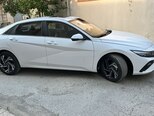 Hyundai Elantra-8