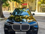 BMW X7-4